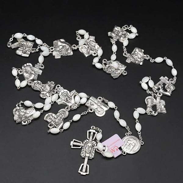 Via Crucis 14 Stations of the Cross Oval Mother of Pearl/Olive Wood Rosary