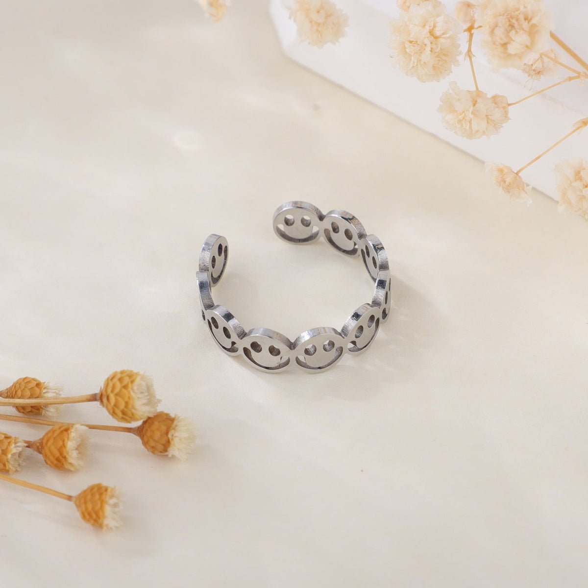 Smiley Ring