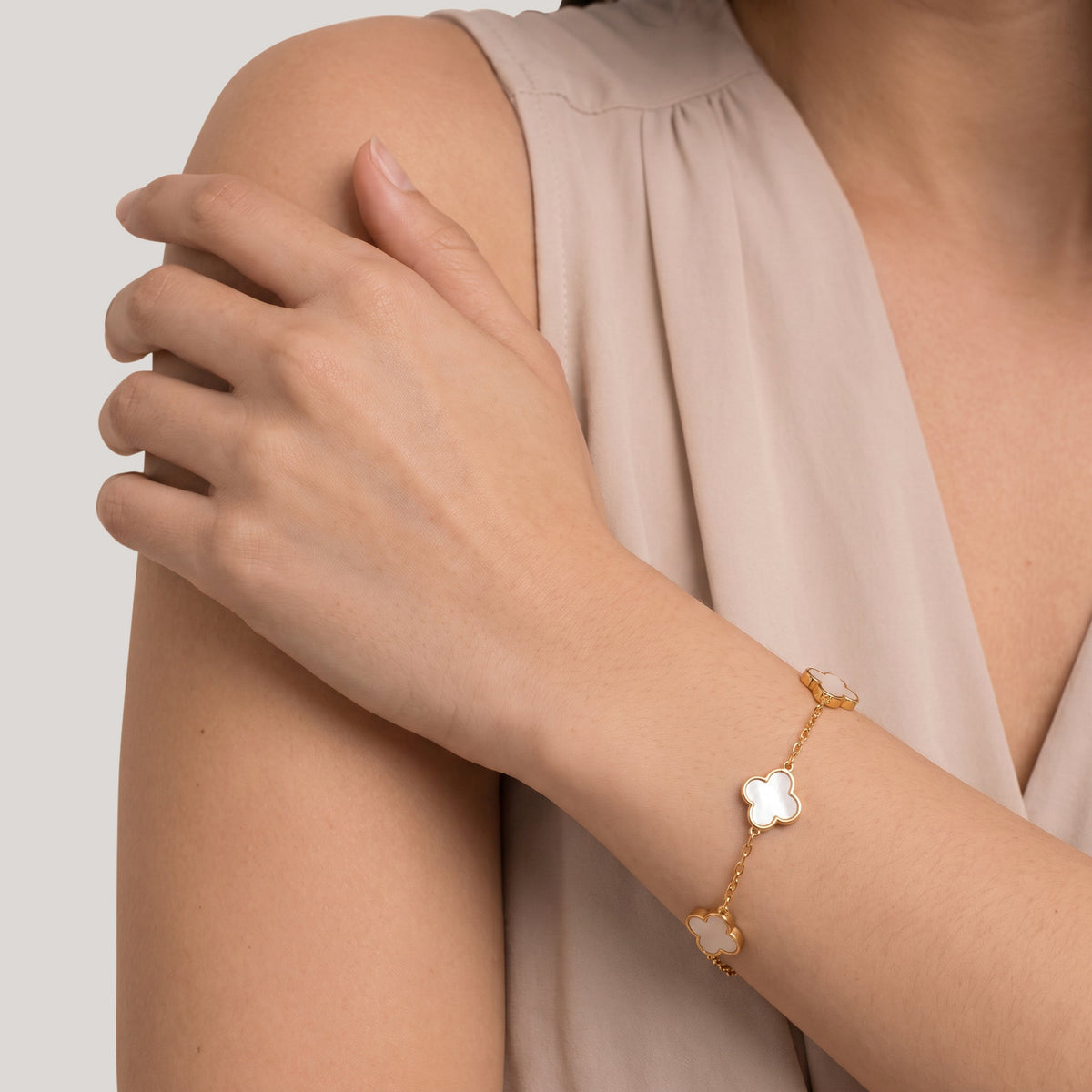 Pearl Clover Bracelet