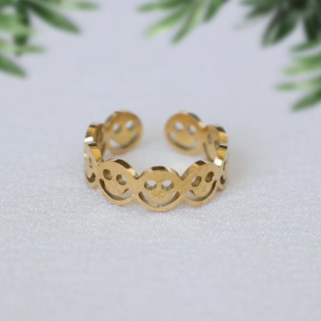 Smiley Ring