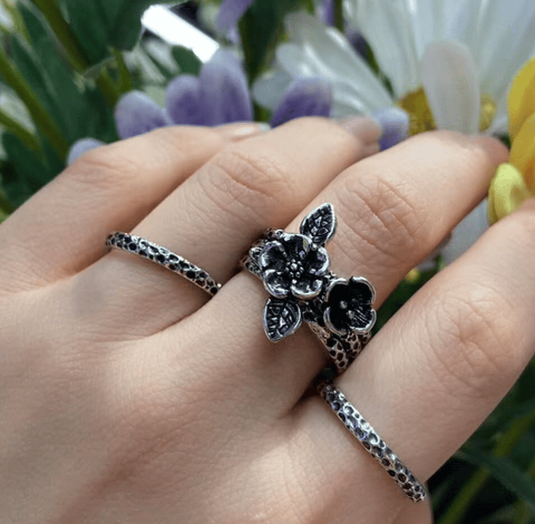 Vintage Flower Silver Layer Ring