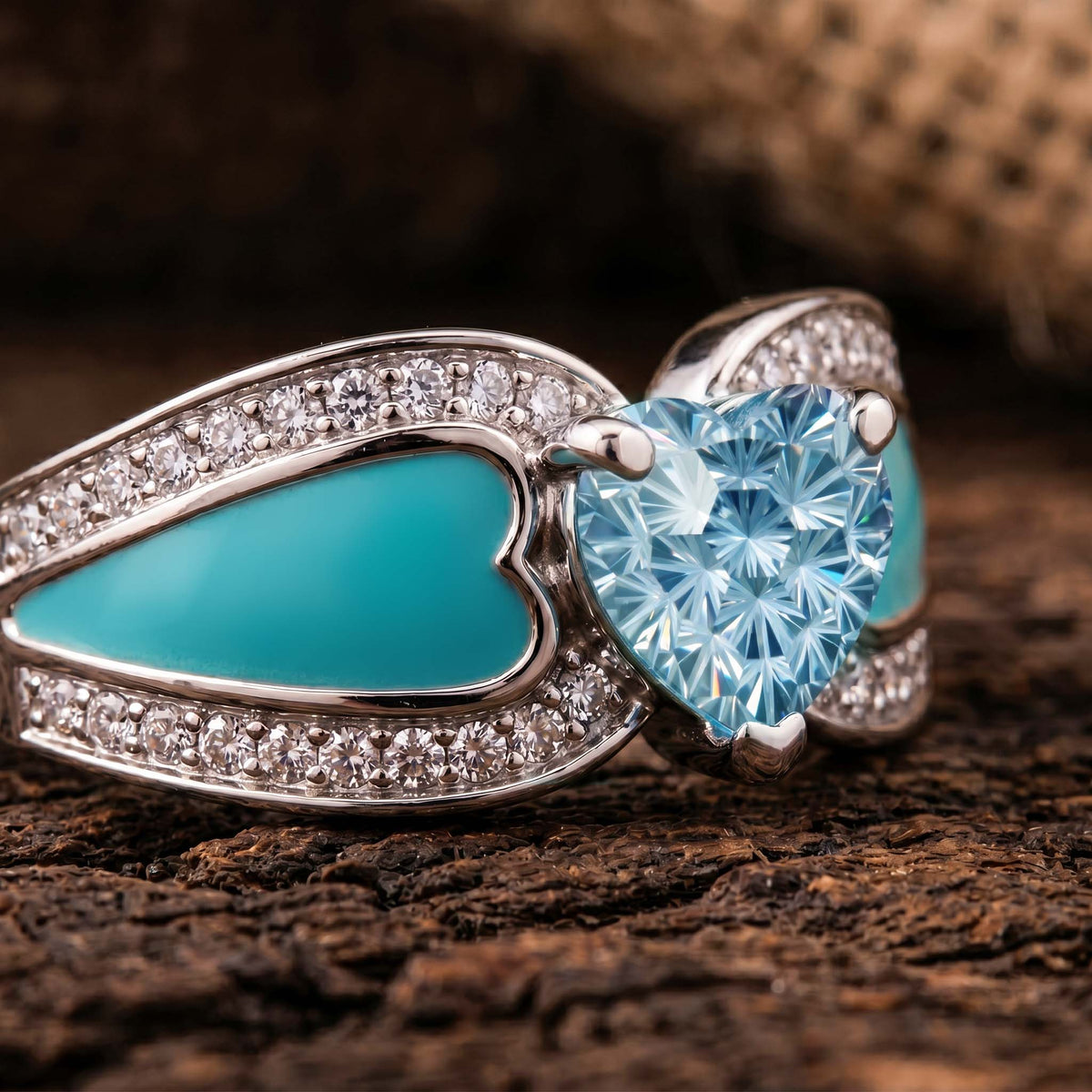 Orya Embrace Ring - Aquamarine