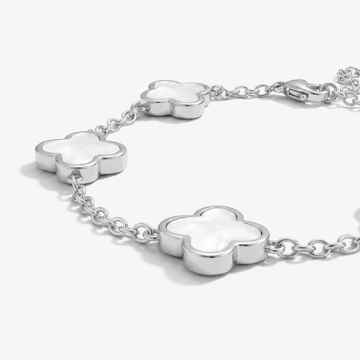 Pearl Clover Bracelet